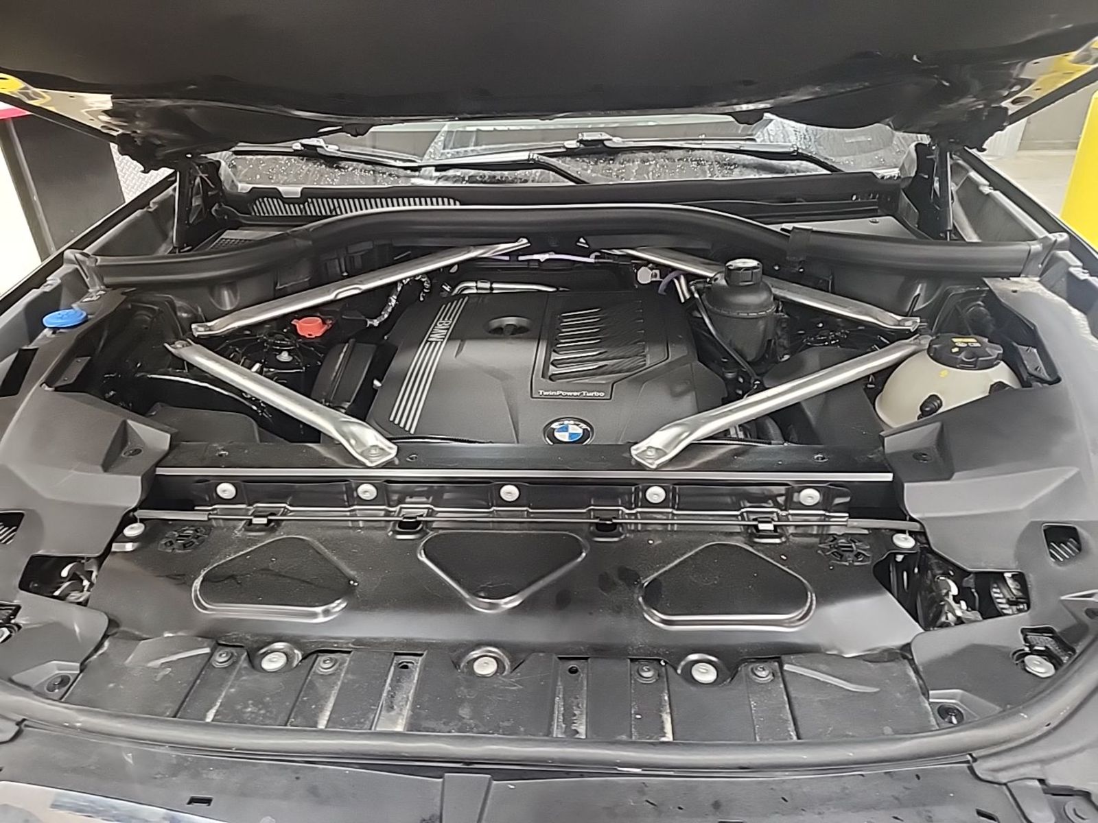 2022 BMW X5  XDrive40i AWD