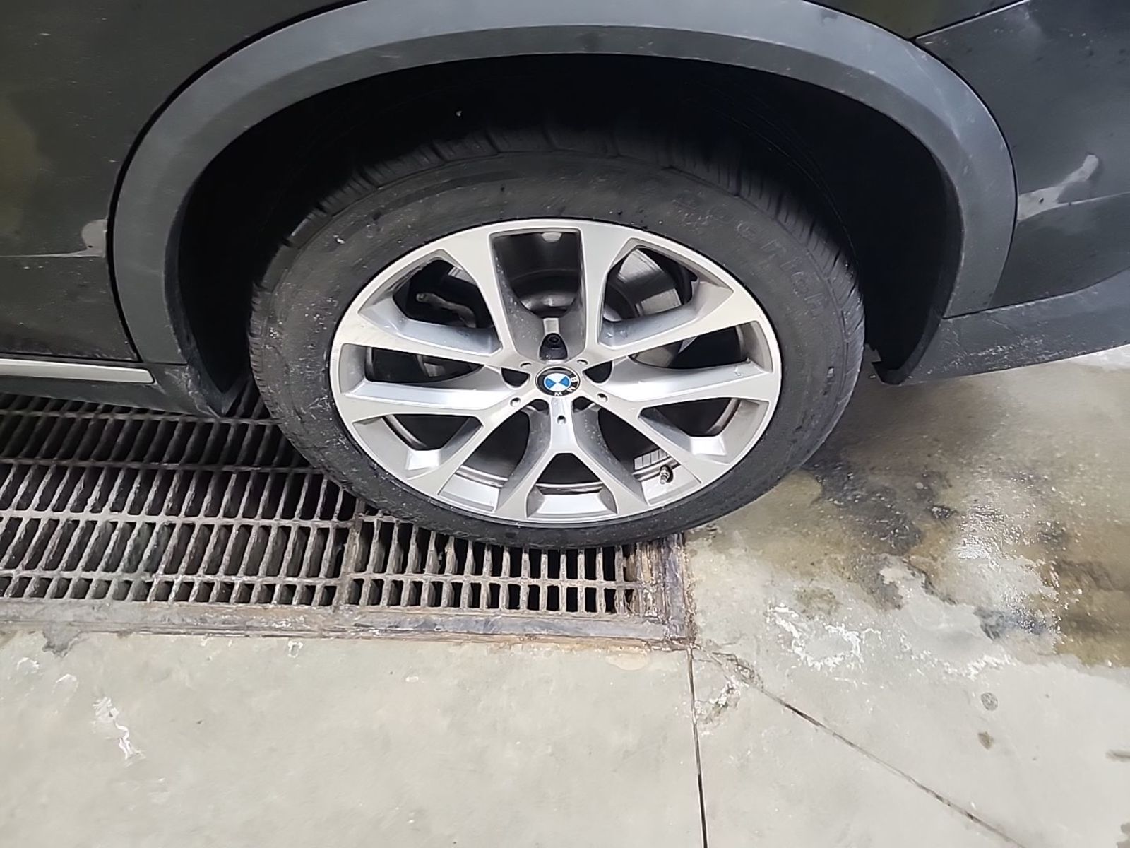 2022 BMW X5  XDrive40i AWD