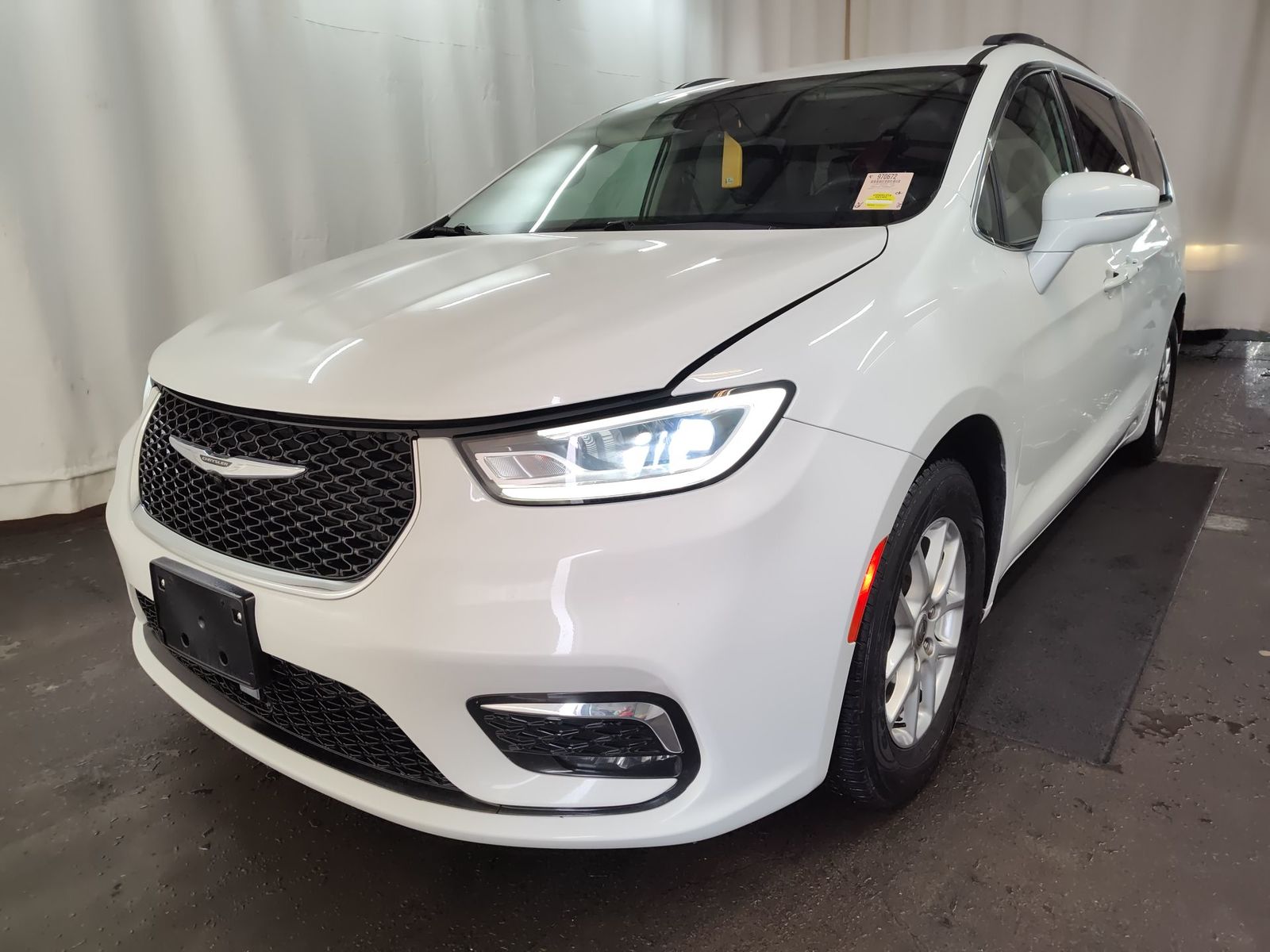 2022 Chrysler Pacifica  Touring L FWD