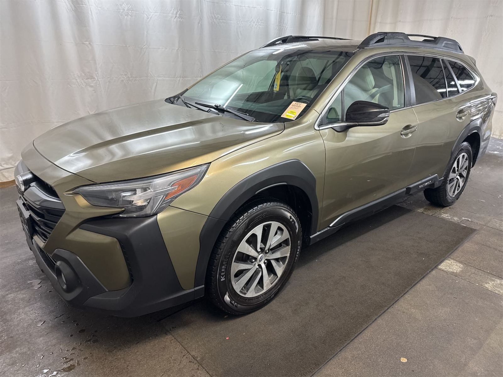2023 Subaru Outback  Premium AWD