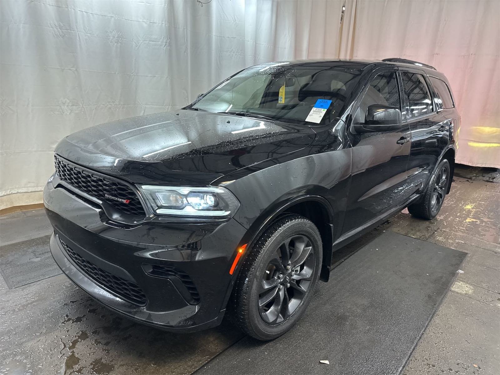 2023 Dodge Durango   AWD