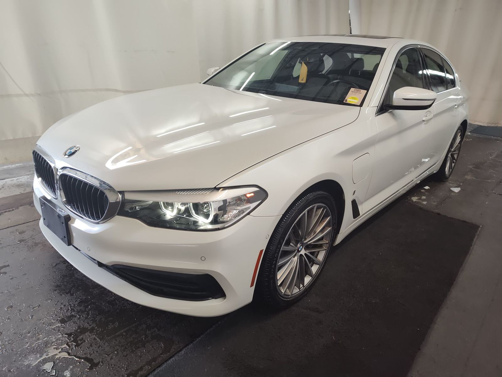 2019 BMW 5-Series   RWD