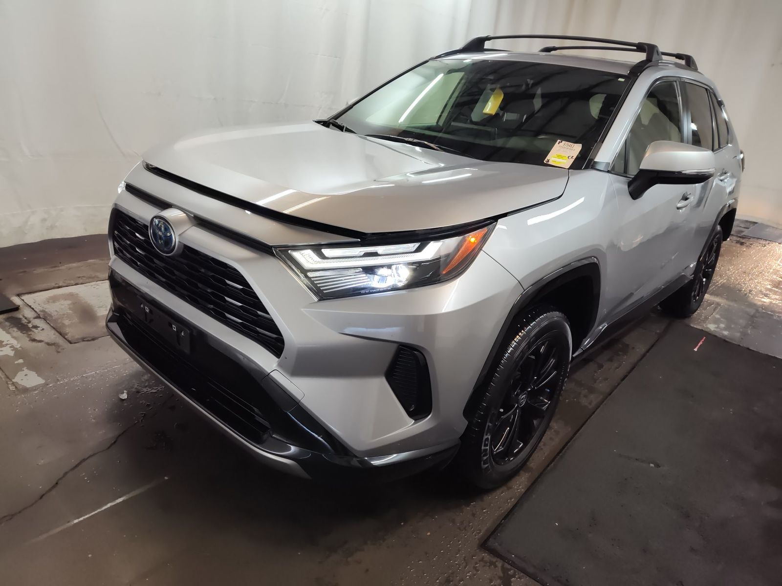 2024 Toyota RAV4  Hybrid SE AWD