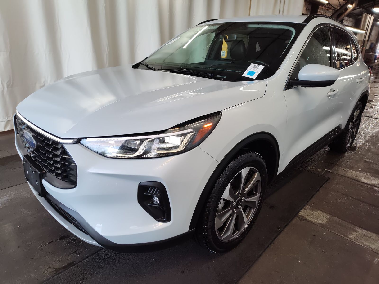 2025 Ford Escape   AWD