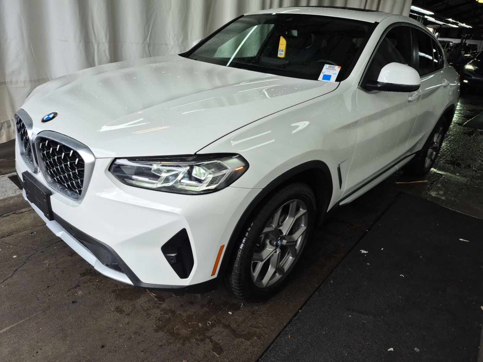 2025 BMW X4  XDrive30i AWD