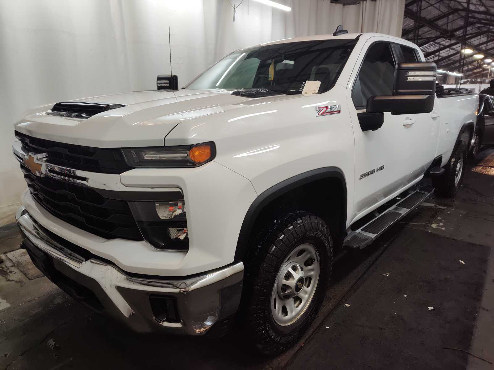 2024 Chevrolet Silverado 2500   AWD
