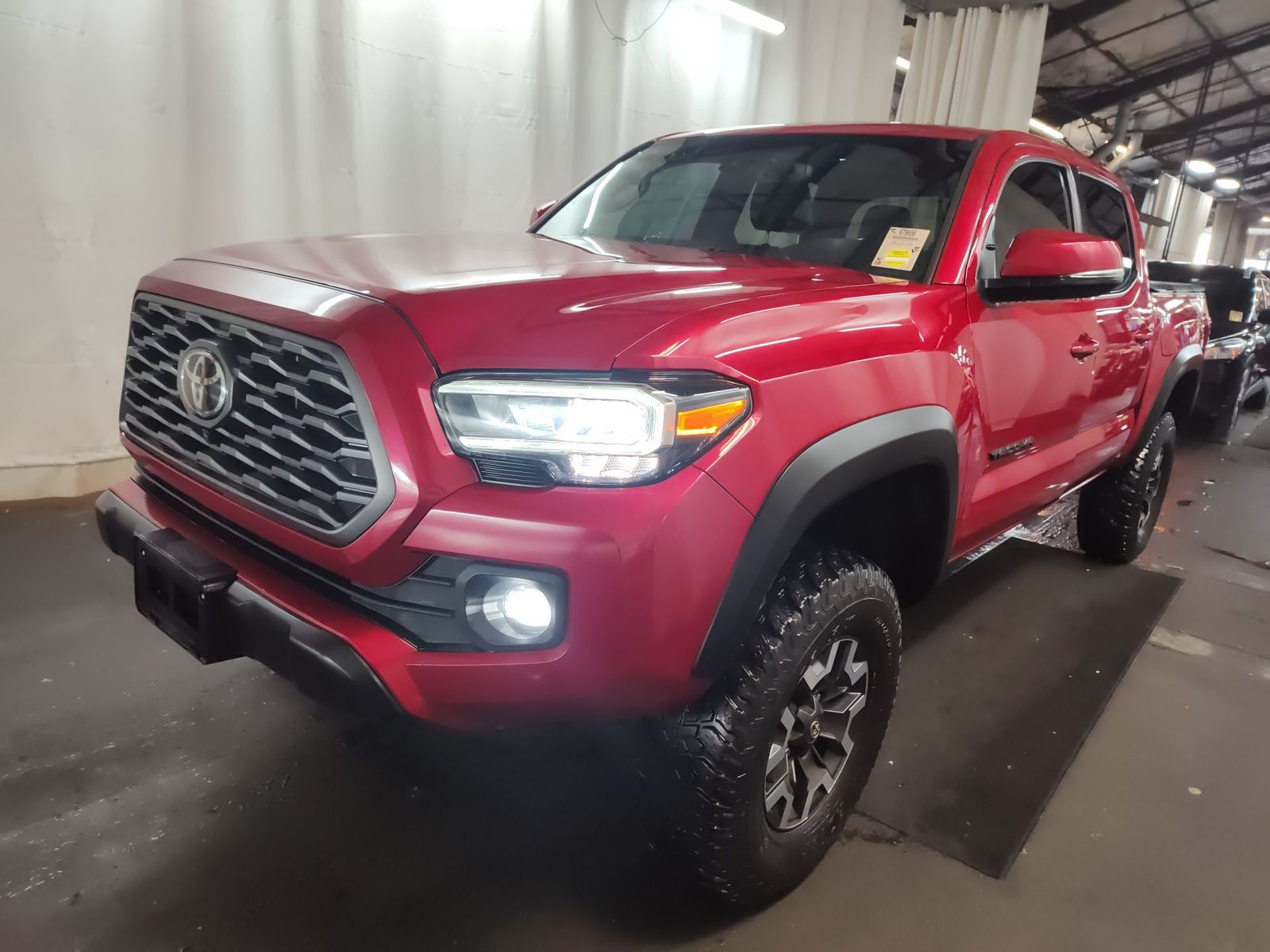 2020 Toyota Tacoma   AWD