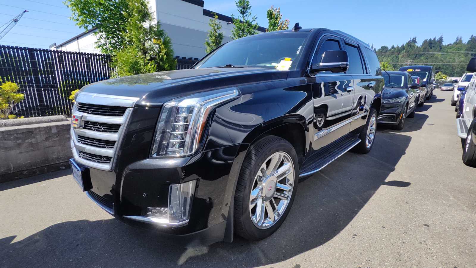 2019 Cadillac Escalade  Luxury AWD