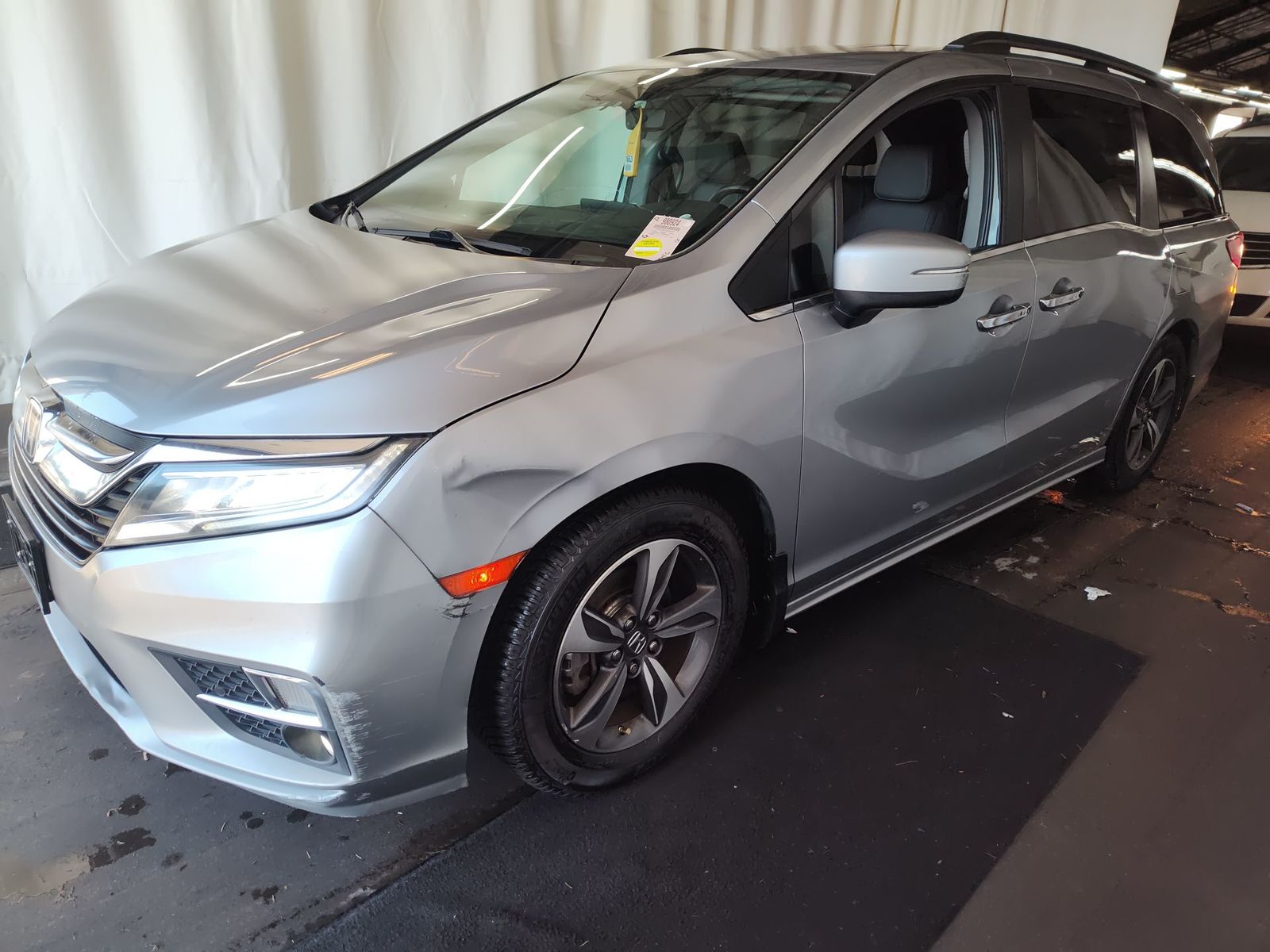 2019 Honda Odyssey  Touring FWD