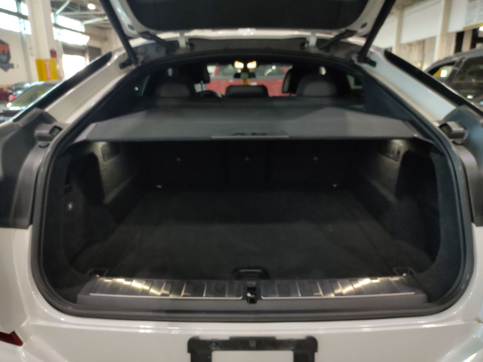 2022 BMW X6 XDrive40i AWD 31994 miles - купити Авто з сша BMW у