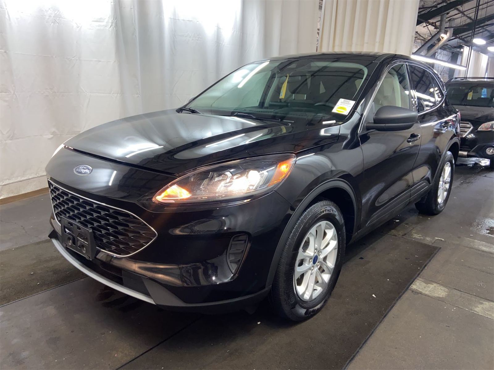 2022 Ford Escape  SE Hybrid AWD