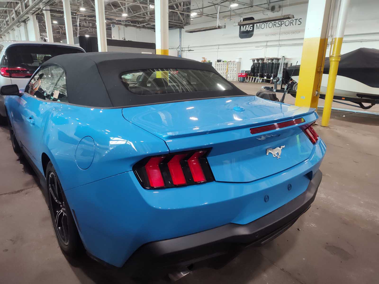 2025 Ford Mustang   RWD