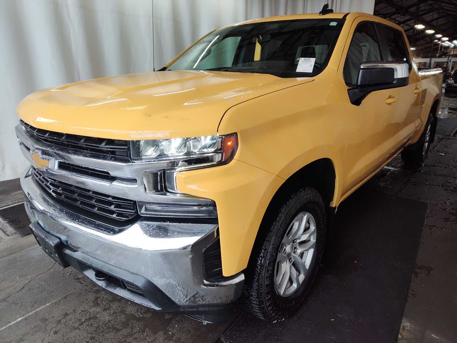2022 Chevrolet Silverado 1500  LT AWD