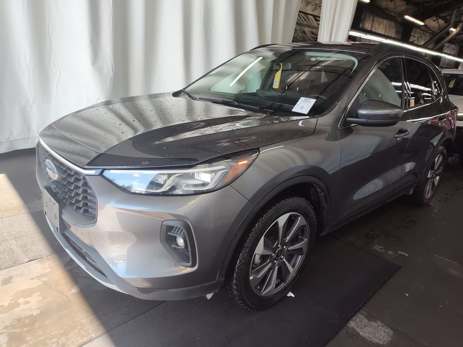 2025 Ford Escape   AWD