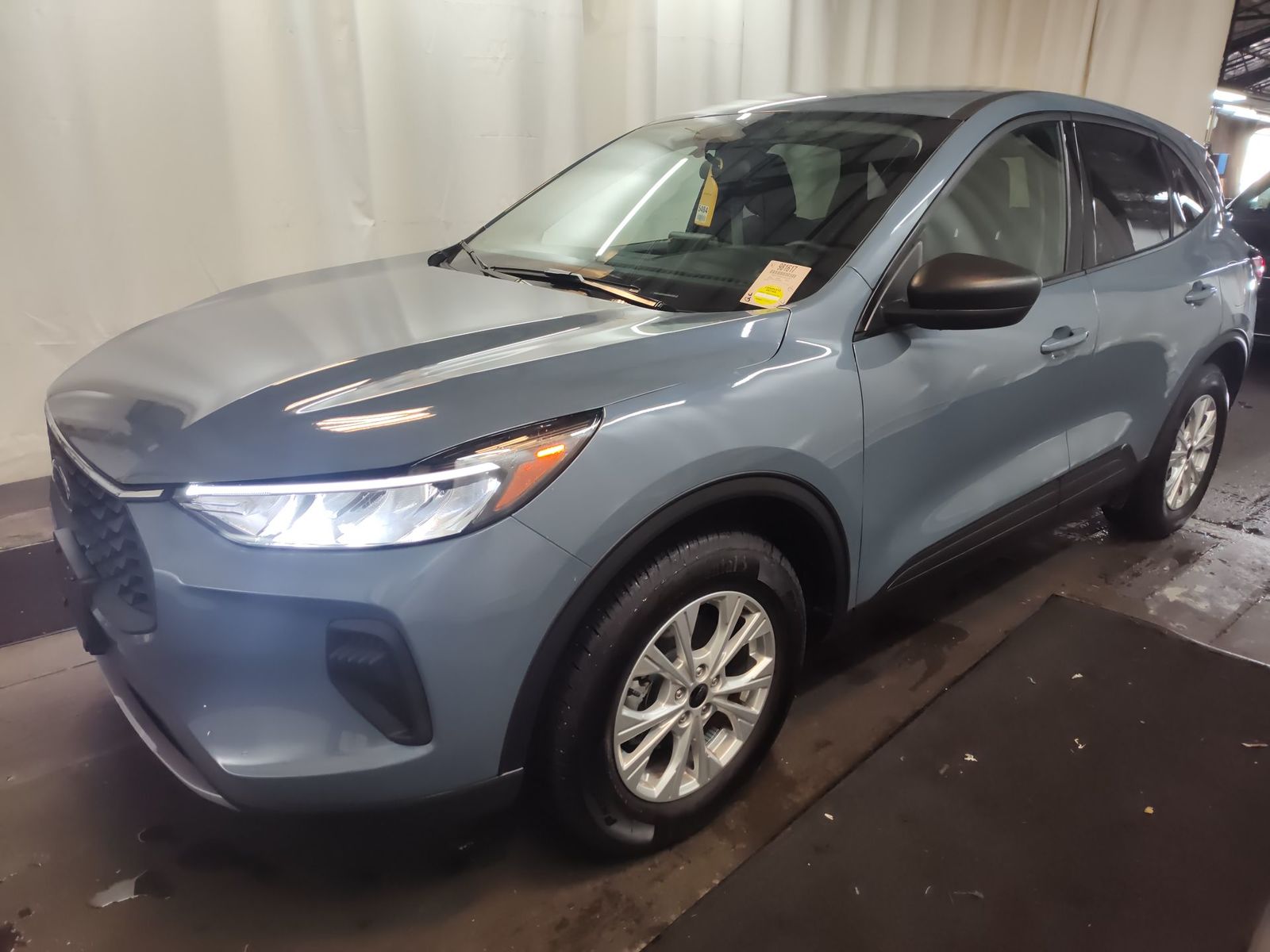 2025 Ford Escape   AWD