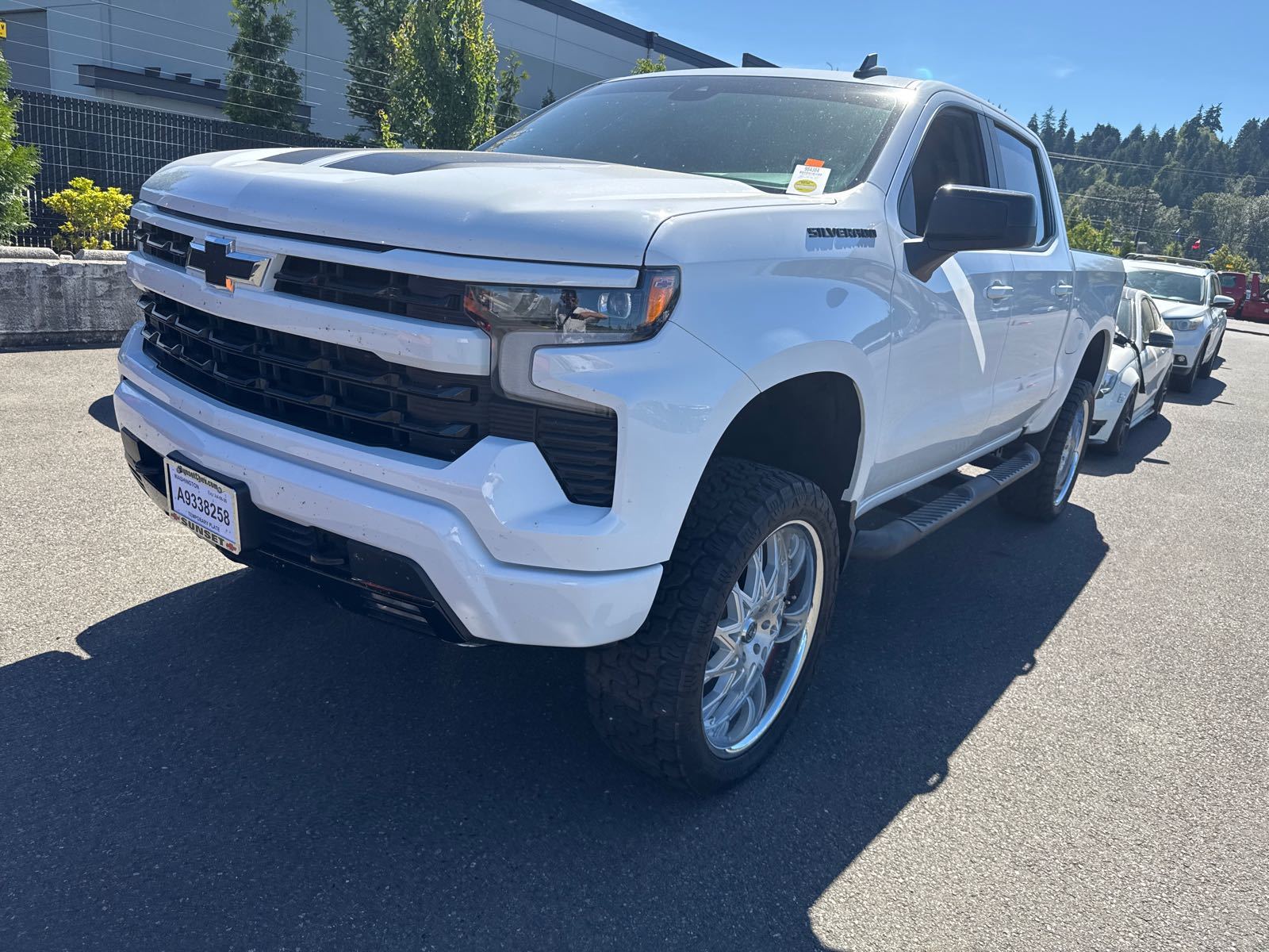 2023 Chevrolet Silverado 1500  RST AWD