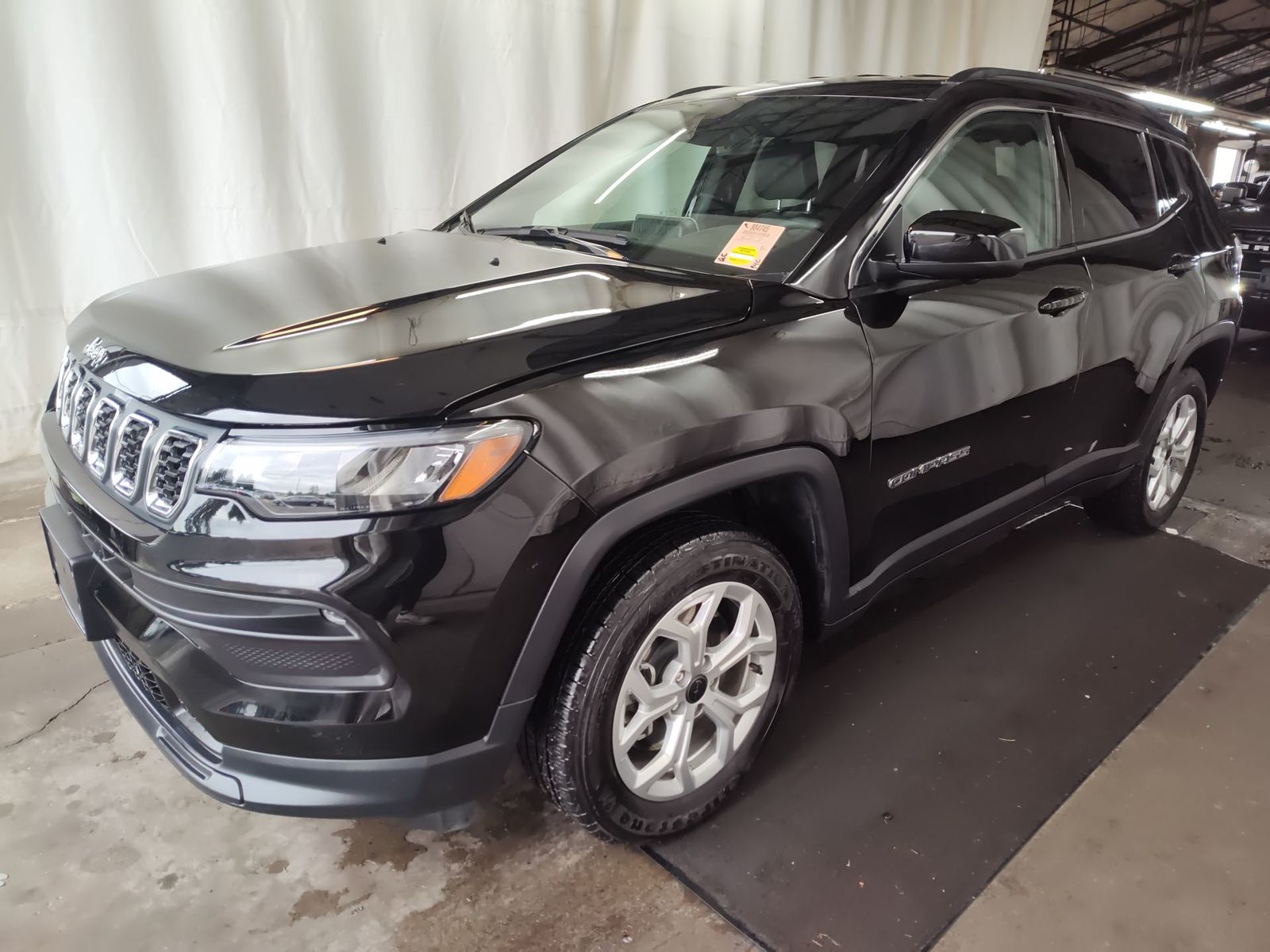 2025 Jeep Compass  Latitude AWD