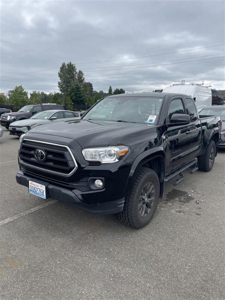 2022 Toyota Tacoma  SR5 AWD