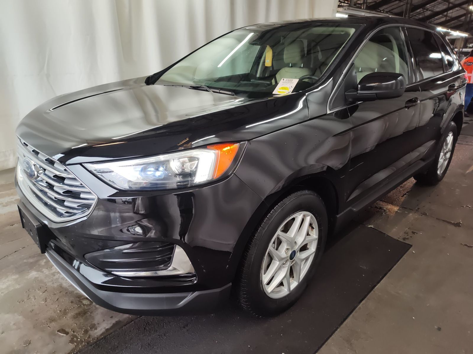 2022 Ford Edge  SEL AWD