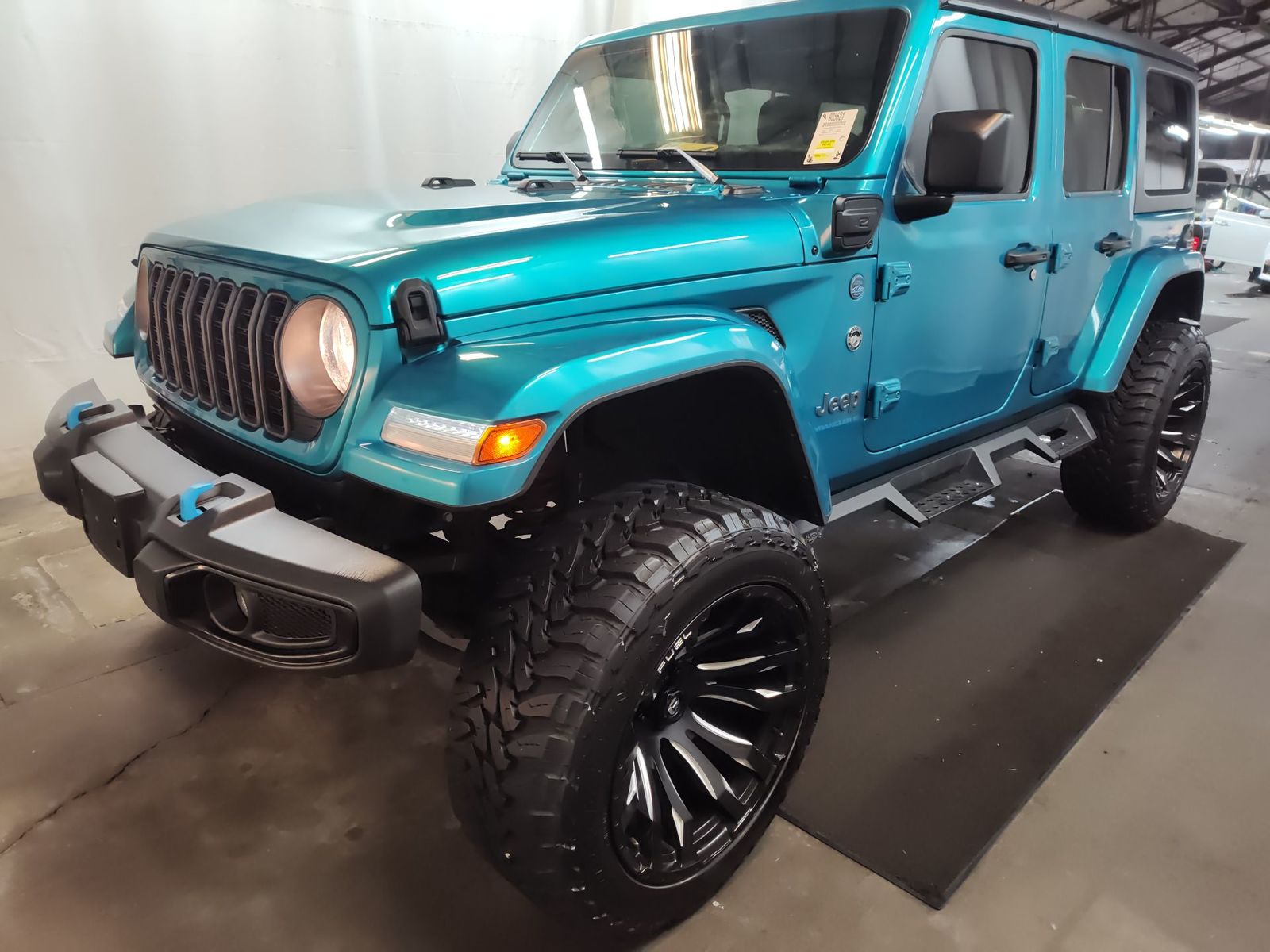 2024 Jeep Wrangler   AWD