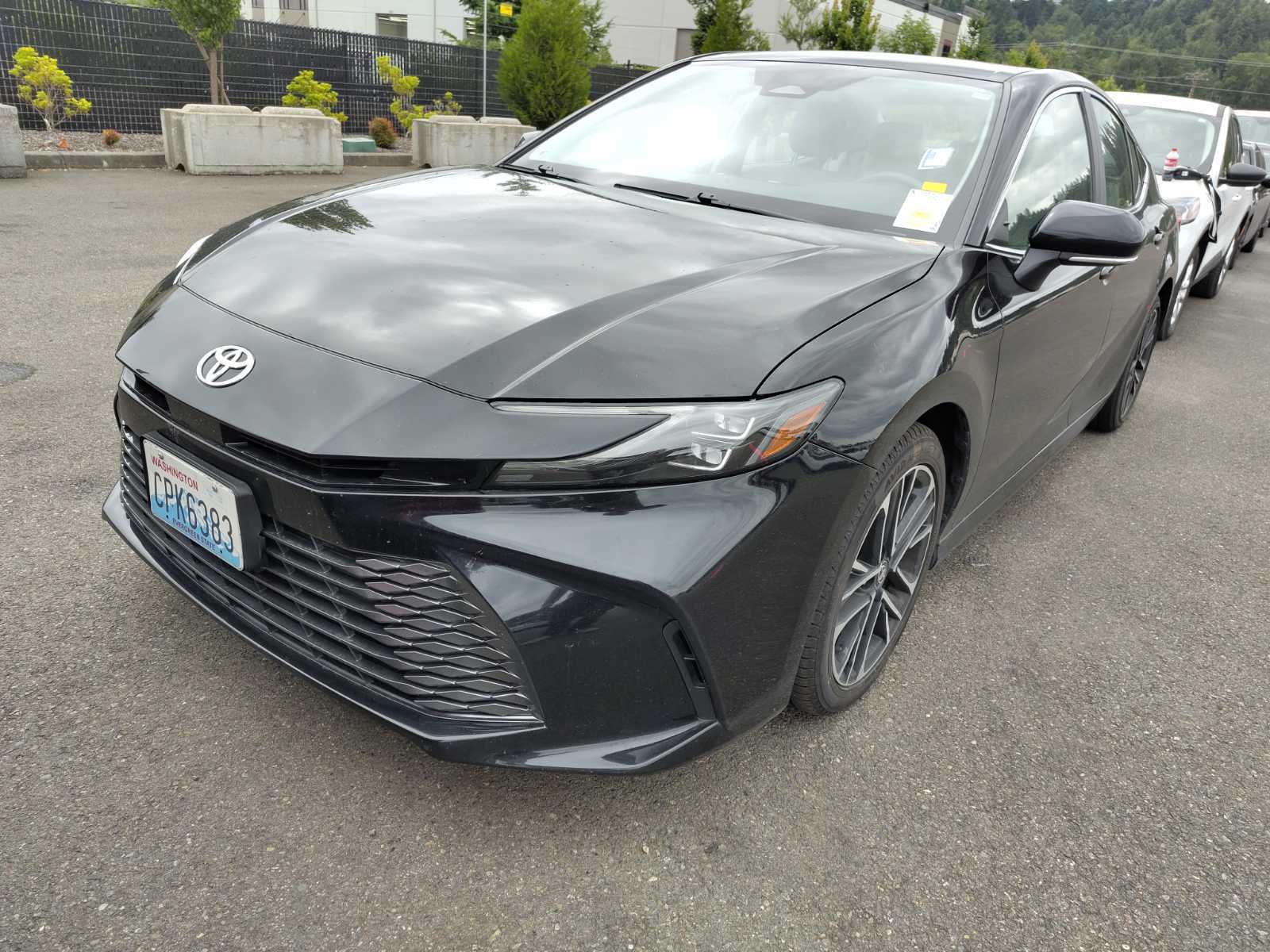 2025 Toyota Camry   FWD