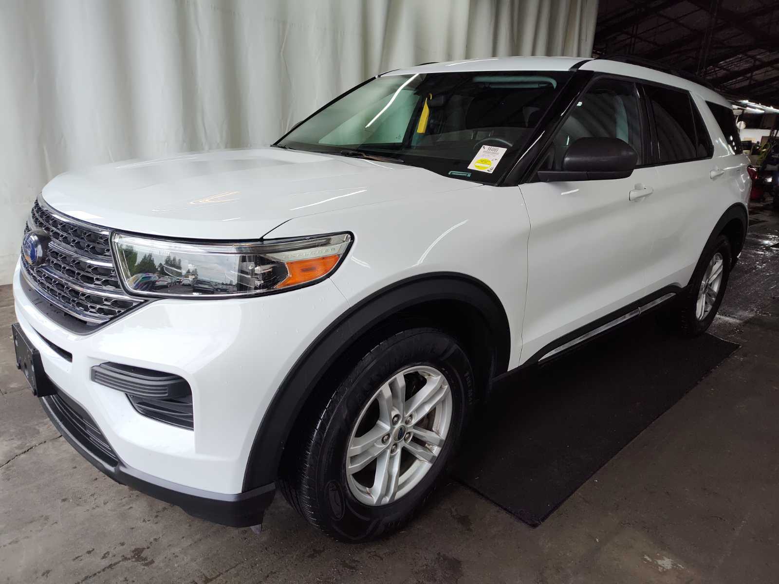 2022 Ford Explorer  XLT AWD