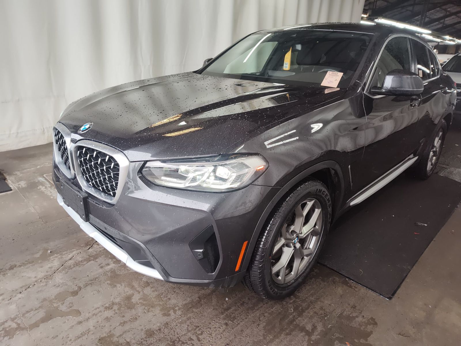 2022 BMW X4  XDrive30i AWD