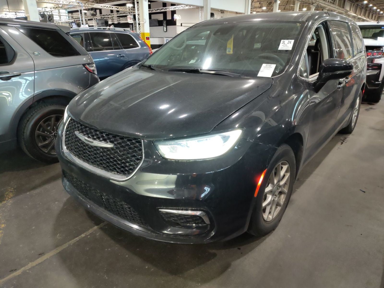 2024 Chrysler Pacifica  Touring L FWD