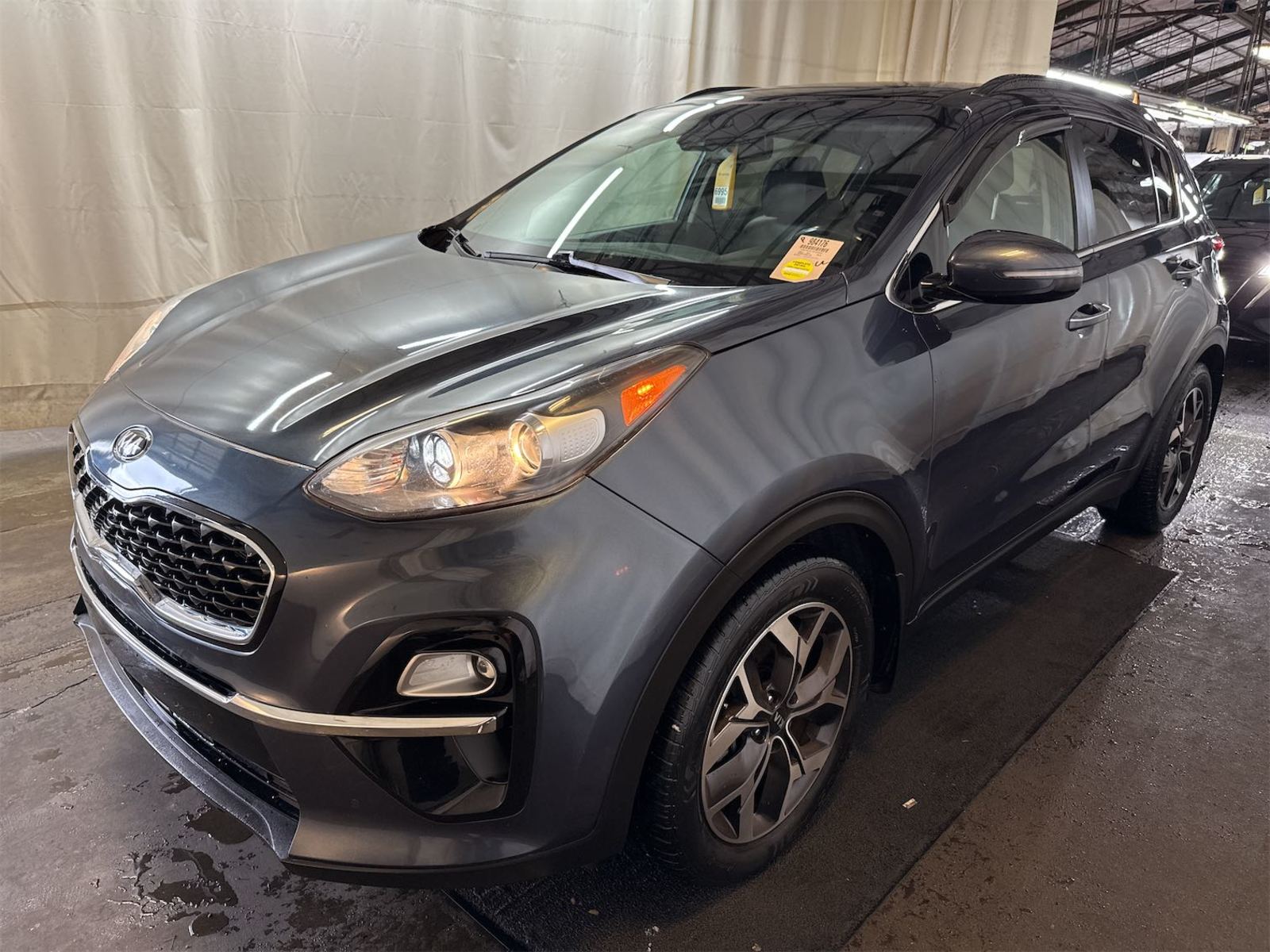 2022 Kia Sportage  EX FWD