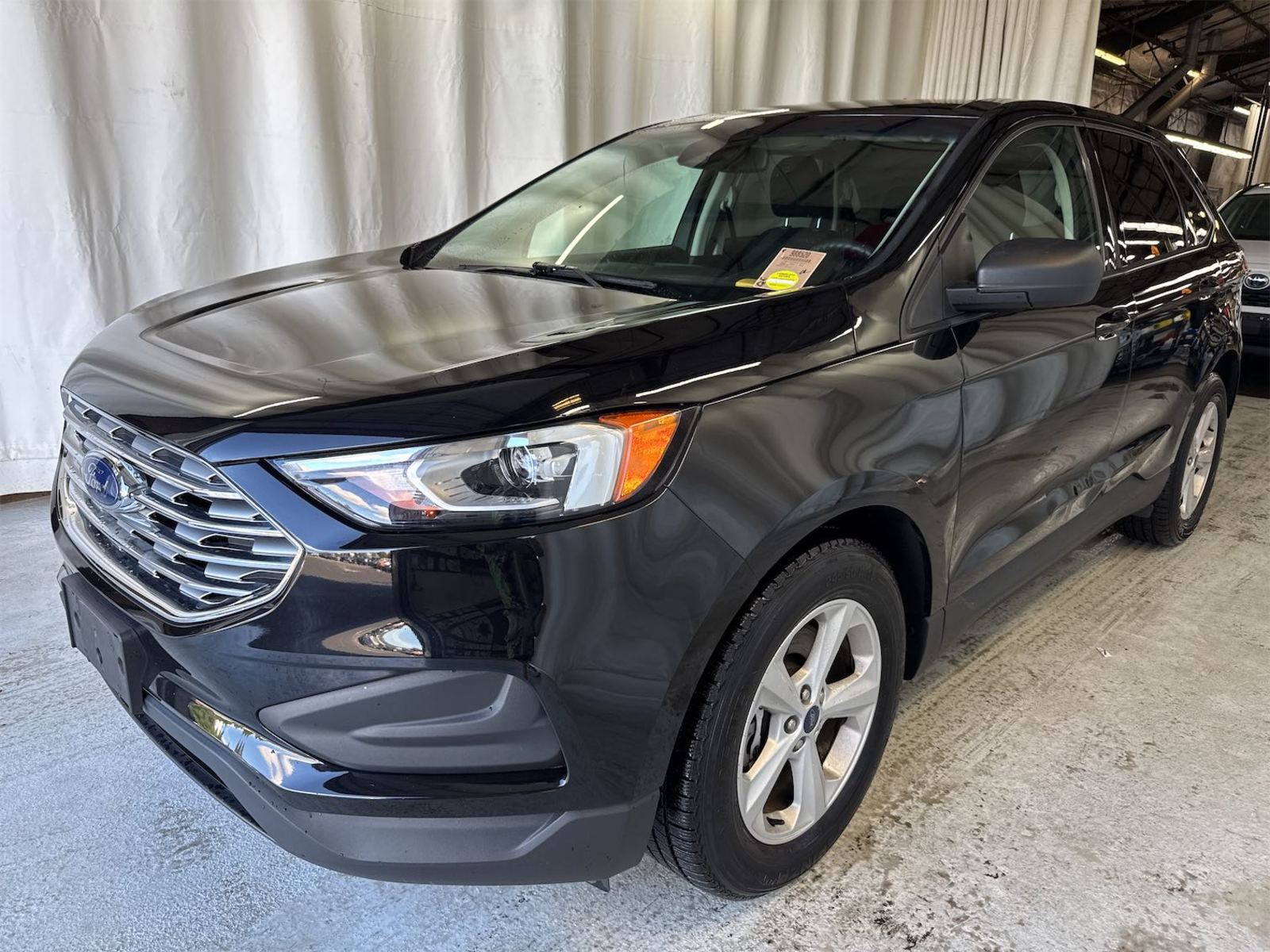 2020 Ford Edge  SE AWD
