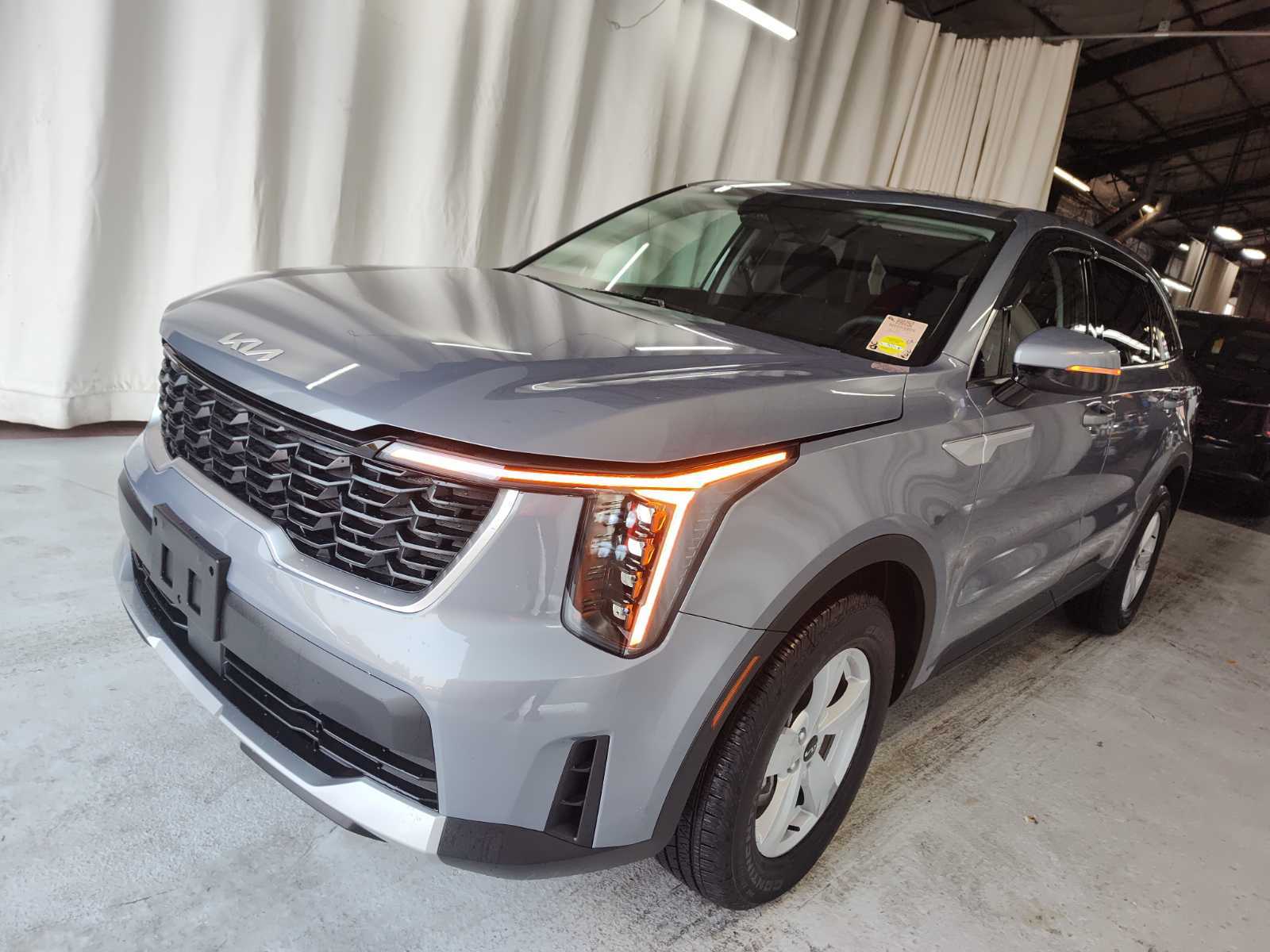 2025 Kia Sorento  LX FWD