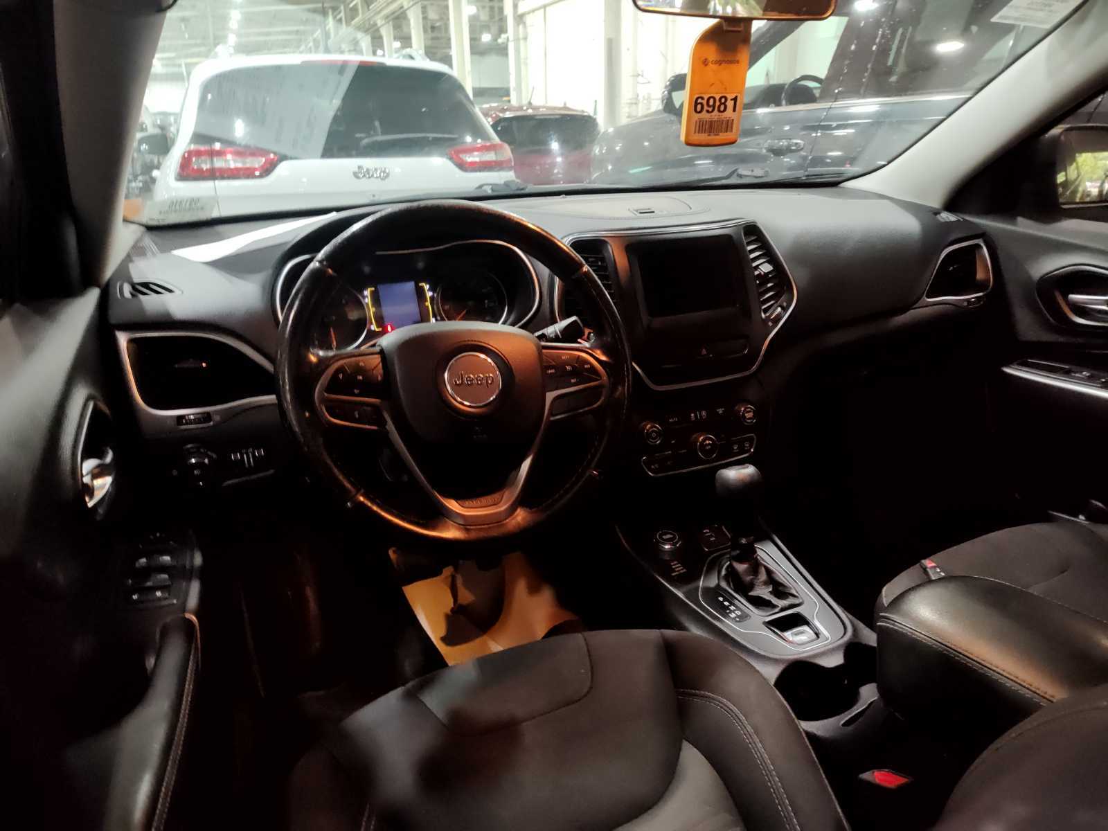 2019 Jeep Cherokee   AWD