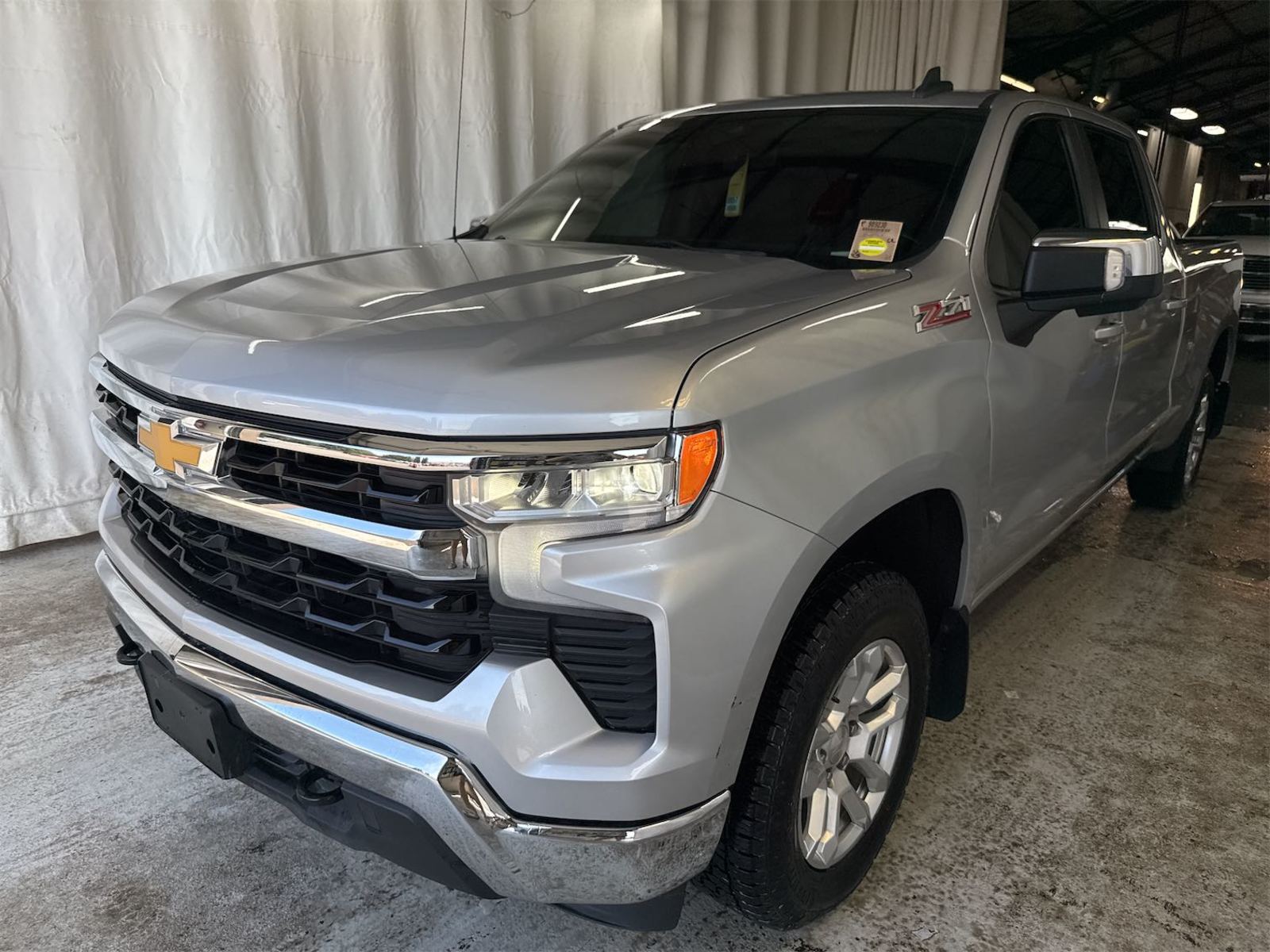 2022 Chevrolet Silverado 1500  LT AWD