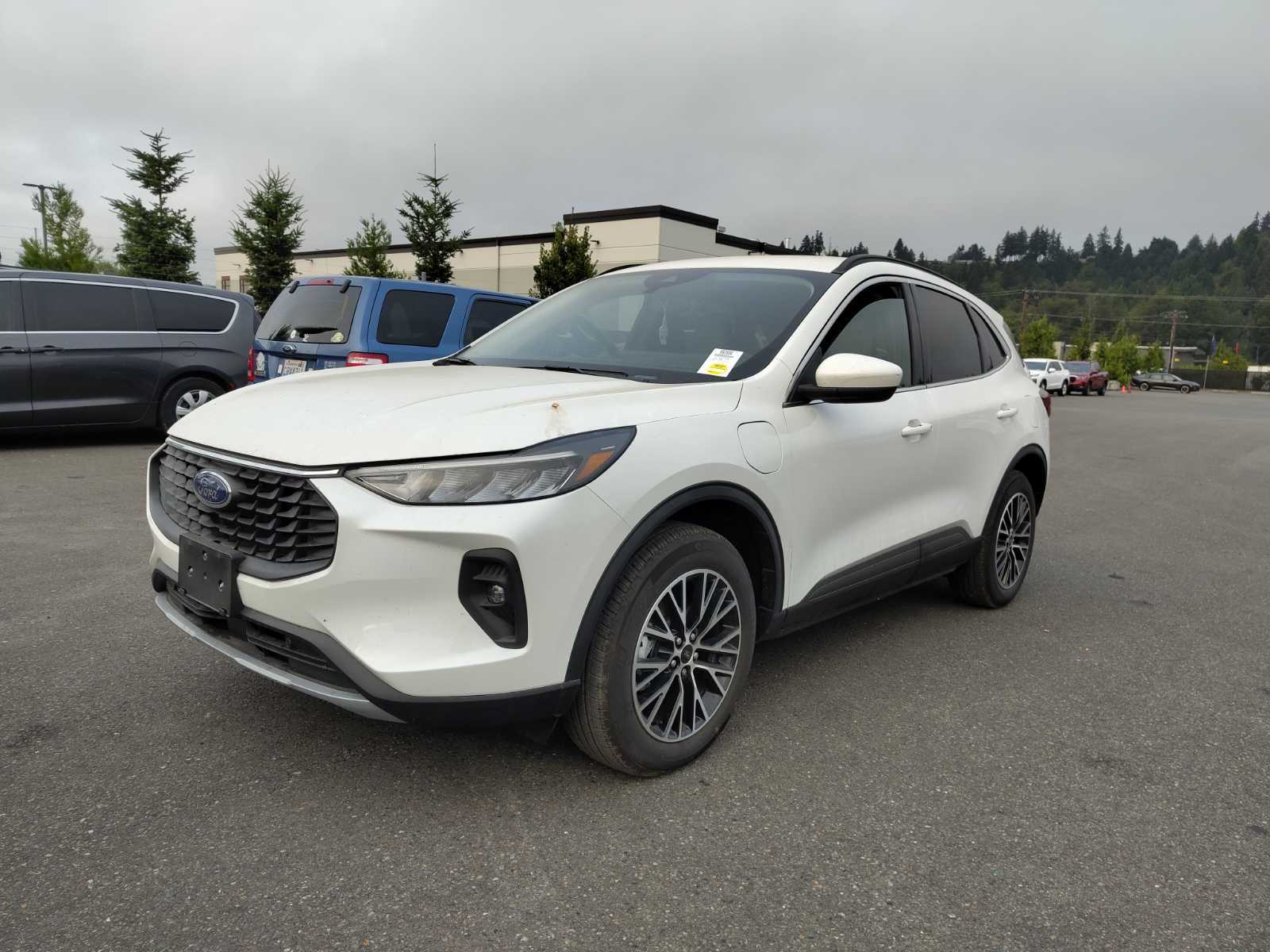 2025 Ford Escape  PHEV FWD