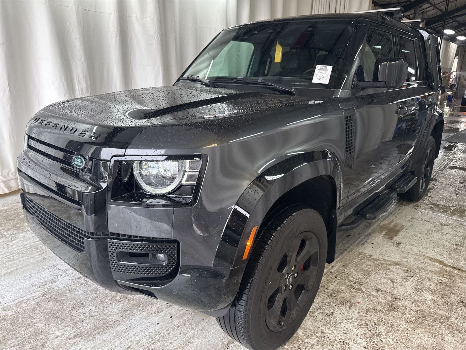 2022 Land Rover Defender   AWD