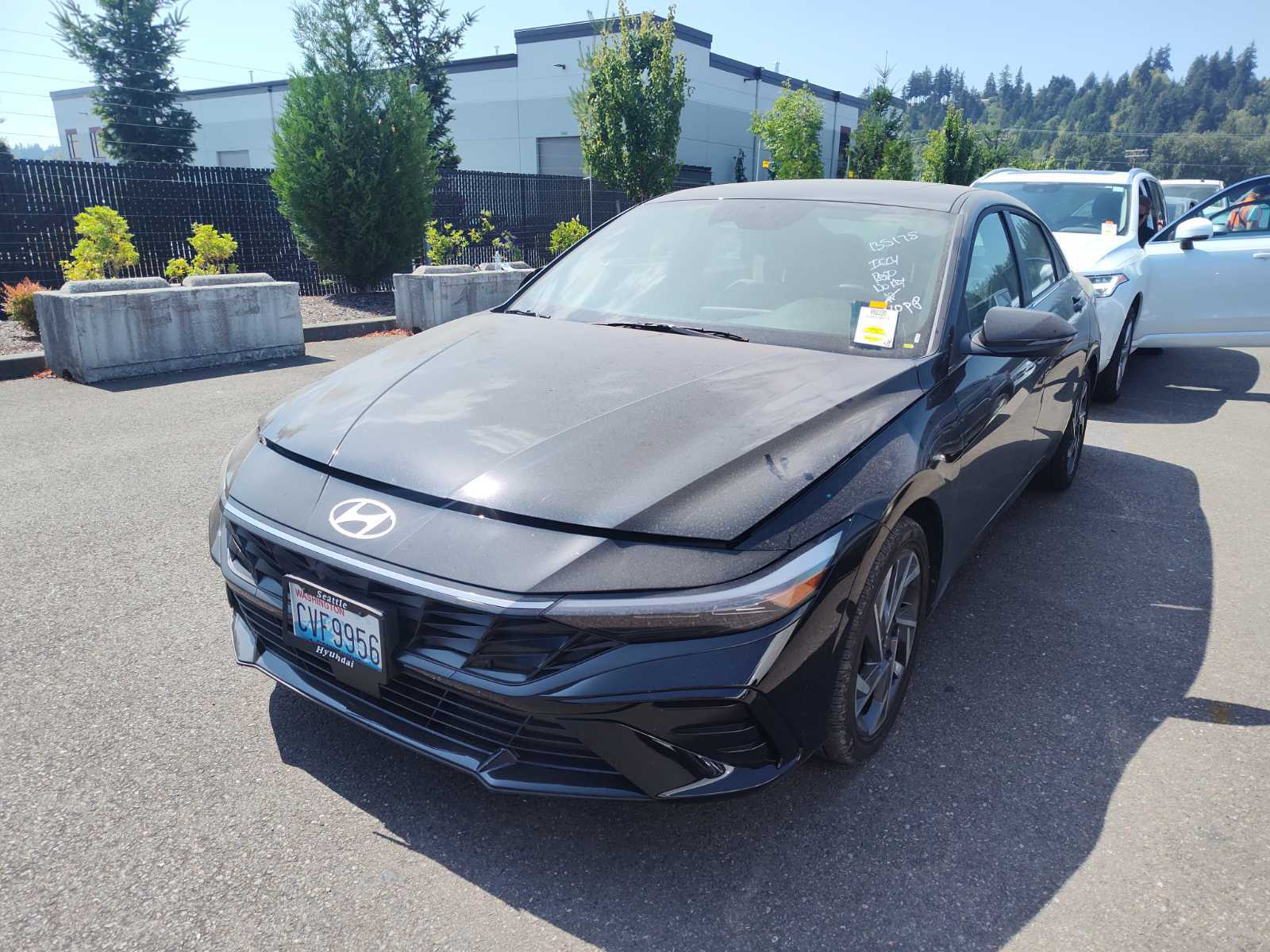 2025 Hyundai Elantra   FWD