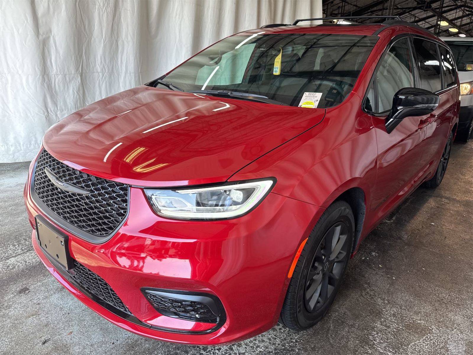 2025 Chrysler Pacifica  Select FWD