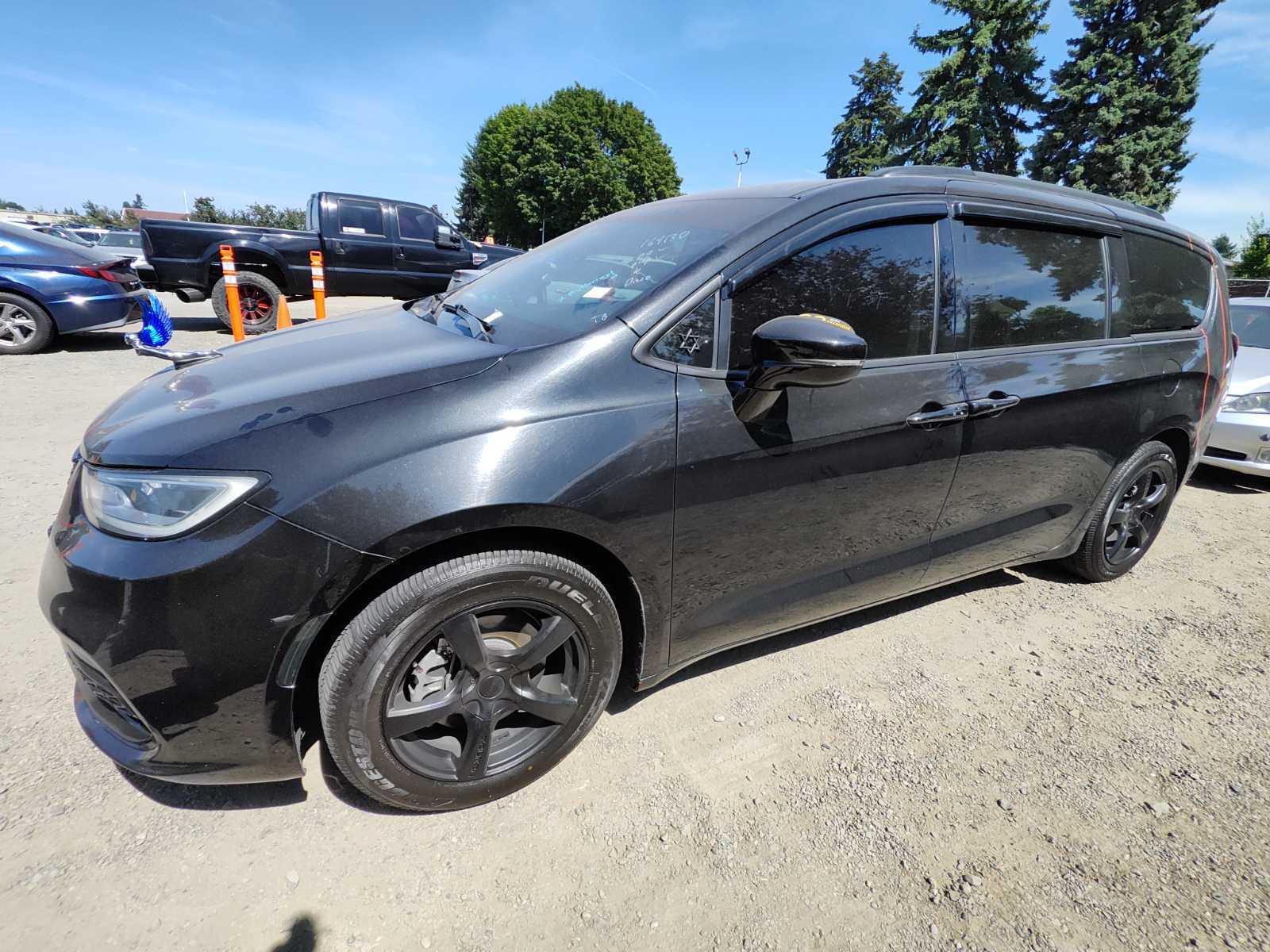 2022 Chrysler Pacifica  Touring L FWD