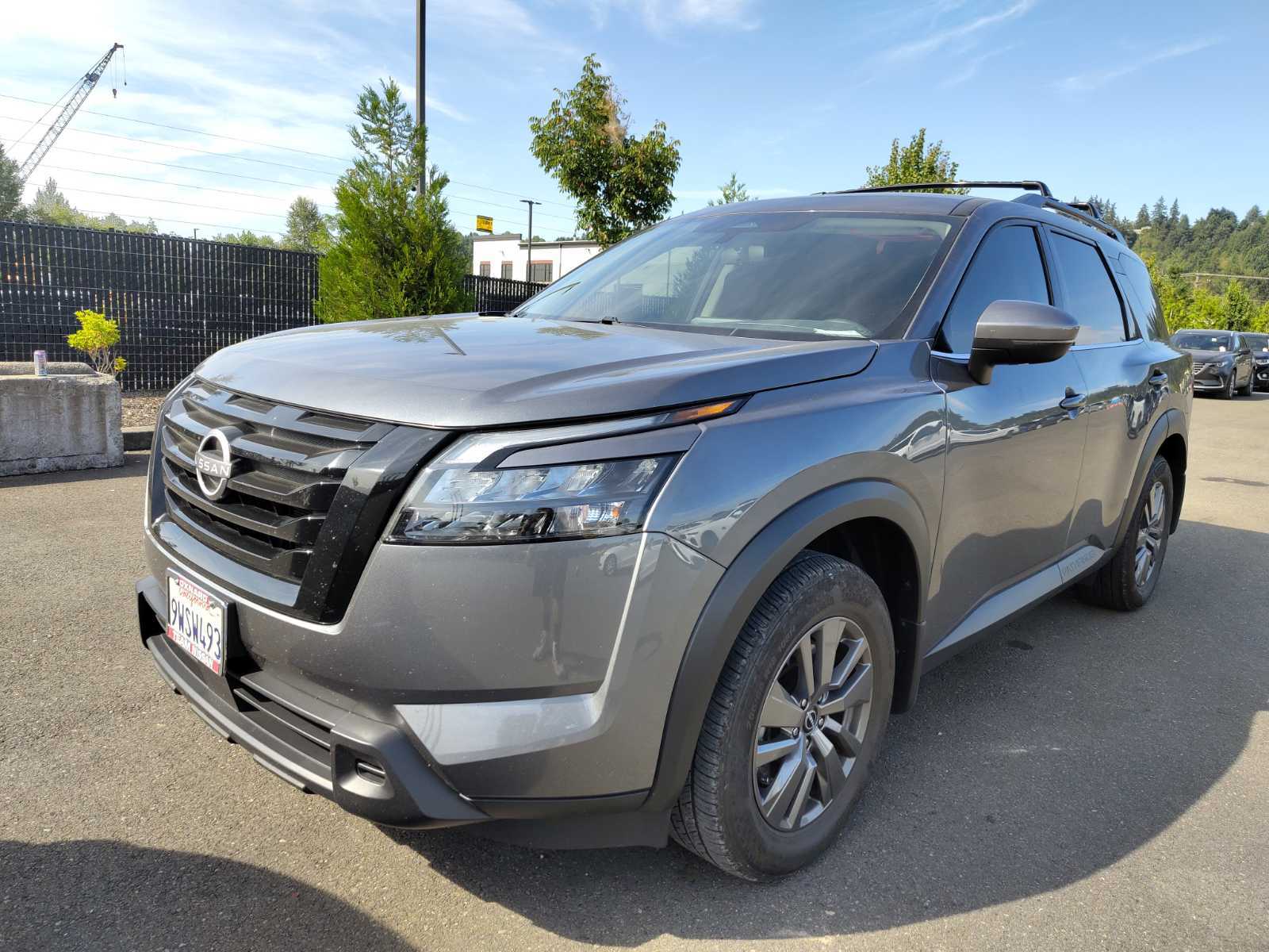 2025 Nissan Pathfinder SV FWD
