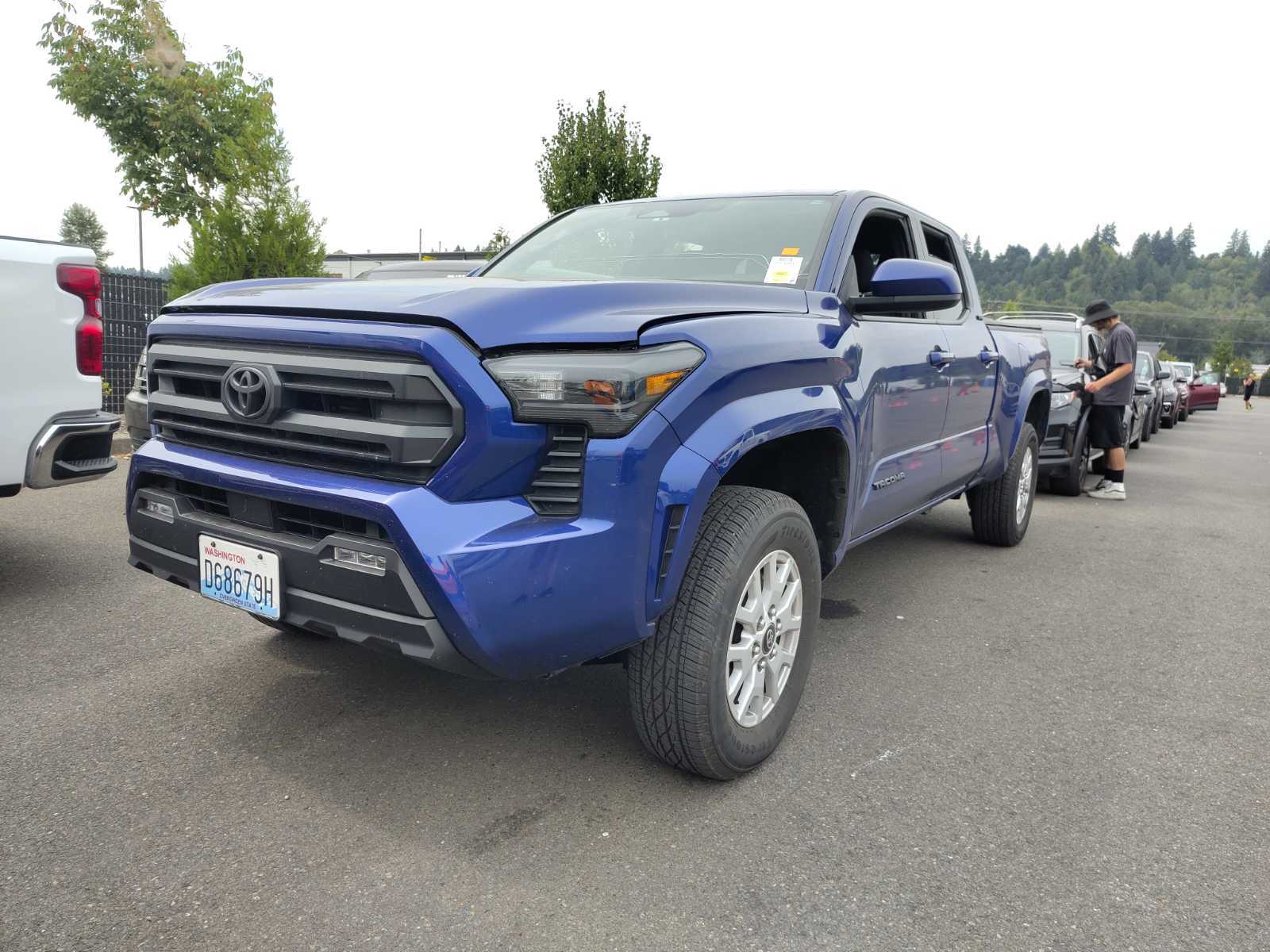 2025 Toyota Tacoma  SR5 AWD