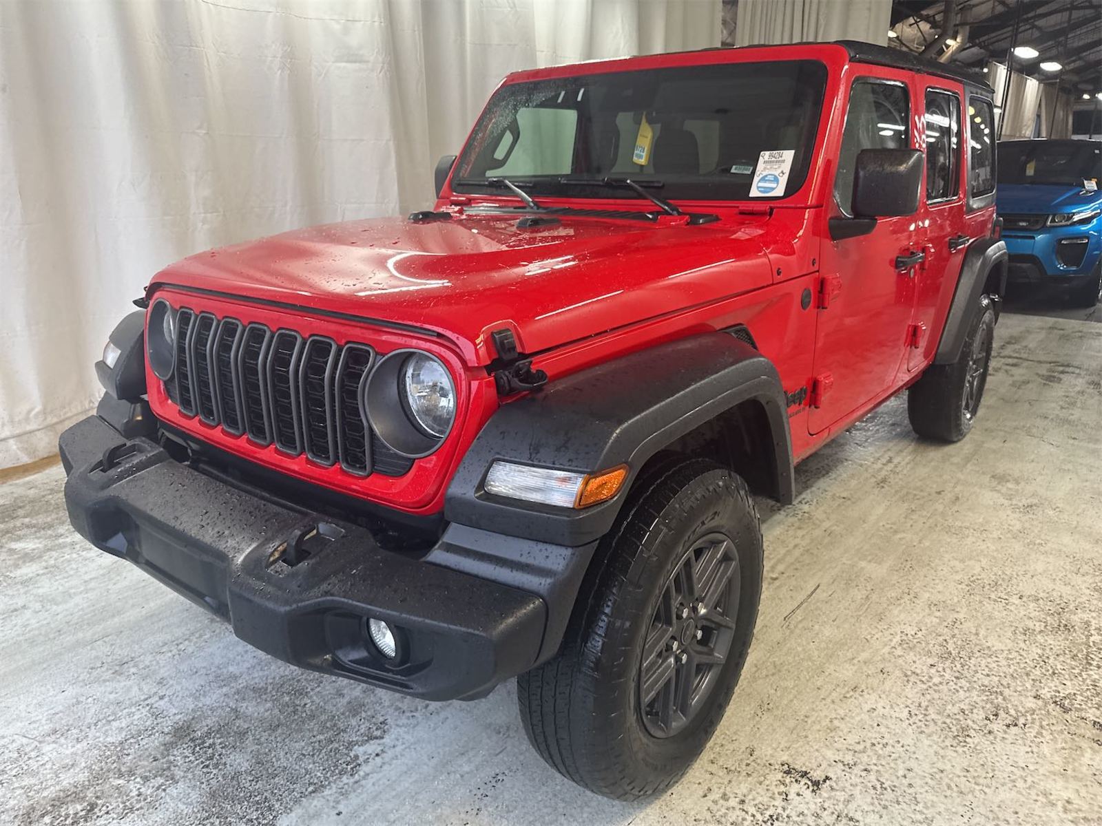 2025 Jeep Wrangler   AWD