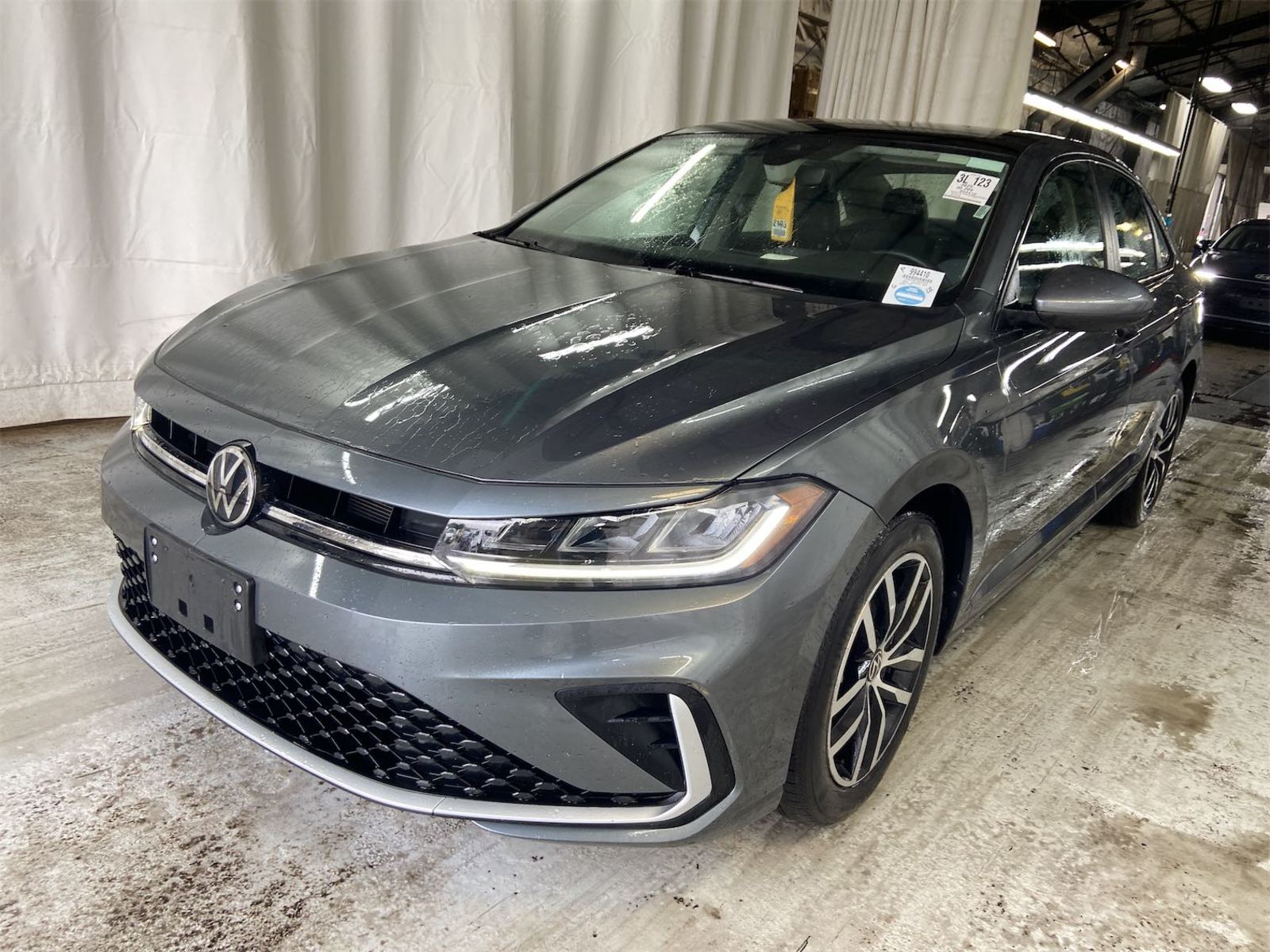 2025 Volkswagen Jetta  SE FWD