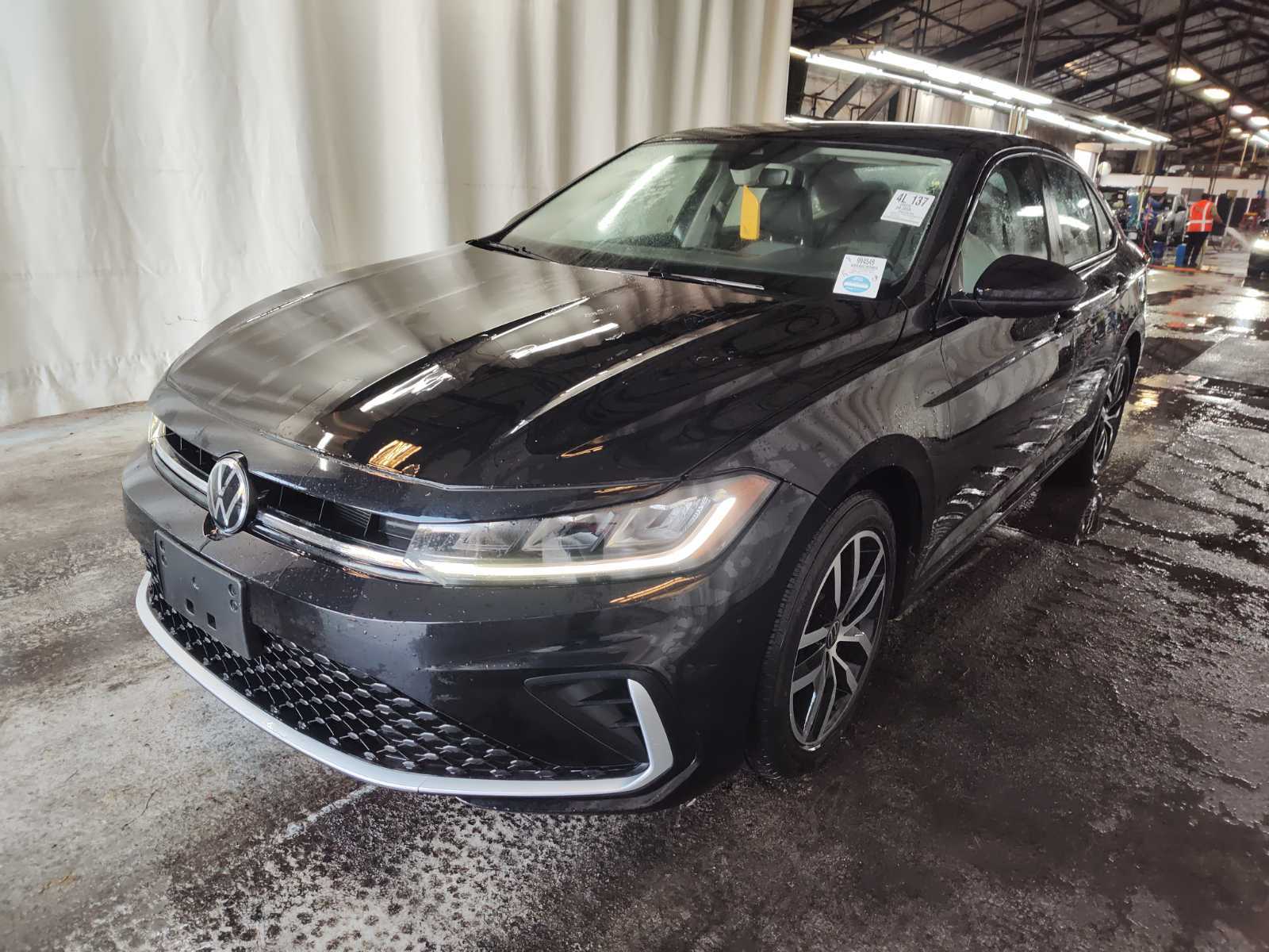 2025 Volkswagen Jetta  SE FWD