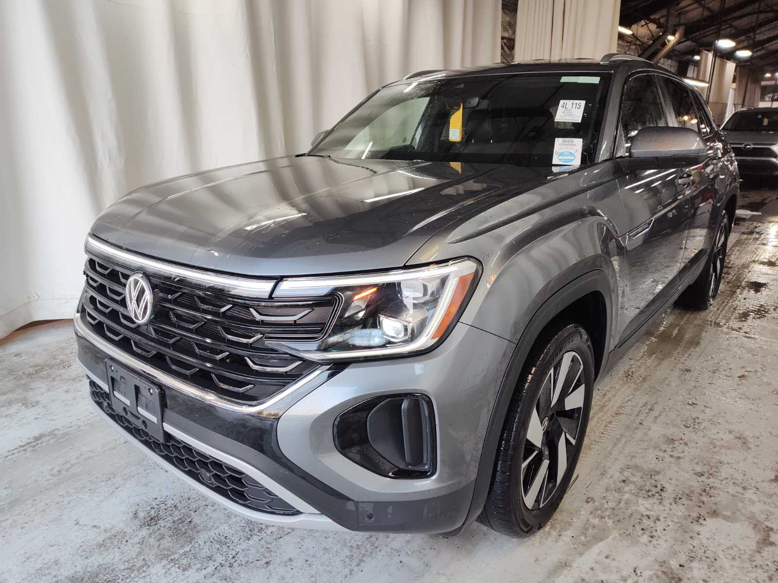 2025 Volkswagen Atlas Cross Sport   AWD