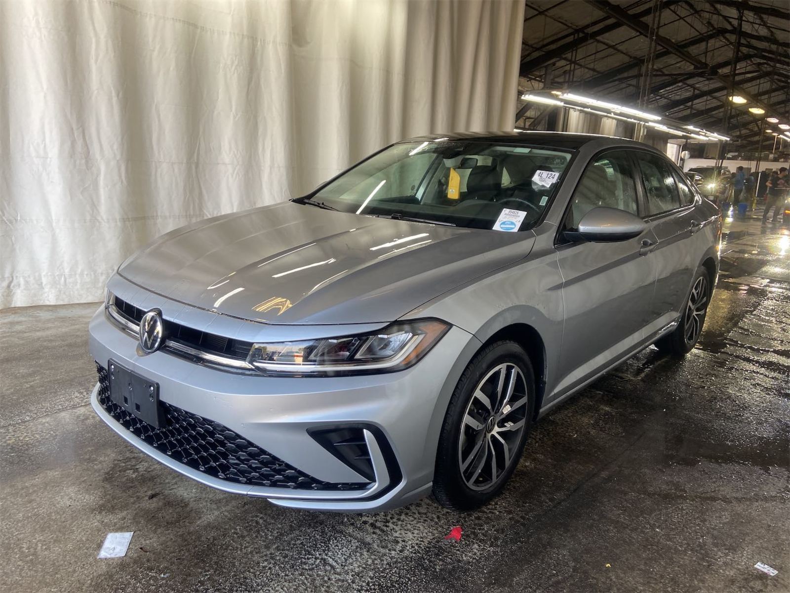 2025 Volkswagen Jetta  SE FWD