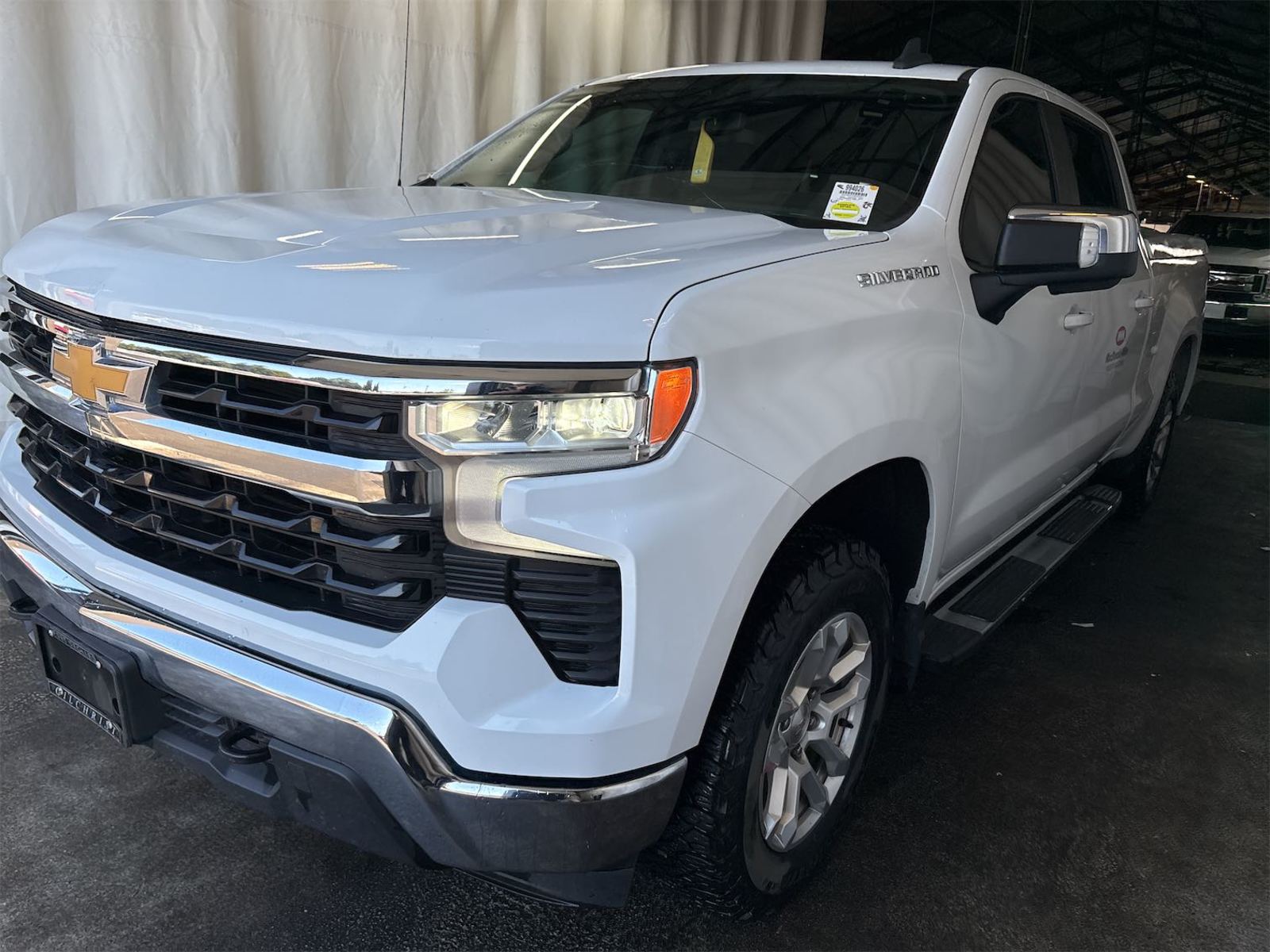 2022 Chevrolet Silverado 1500  LT AWD