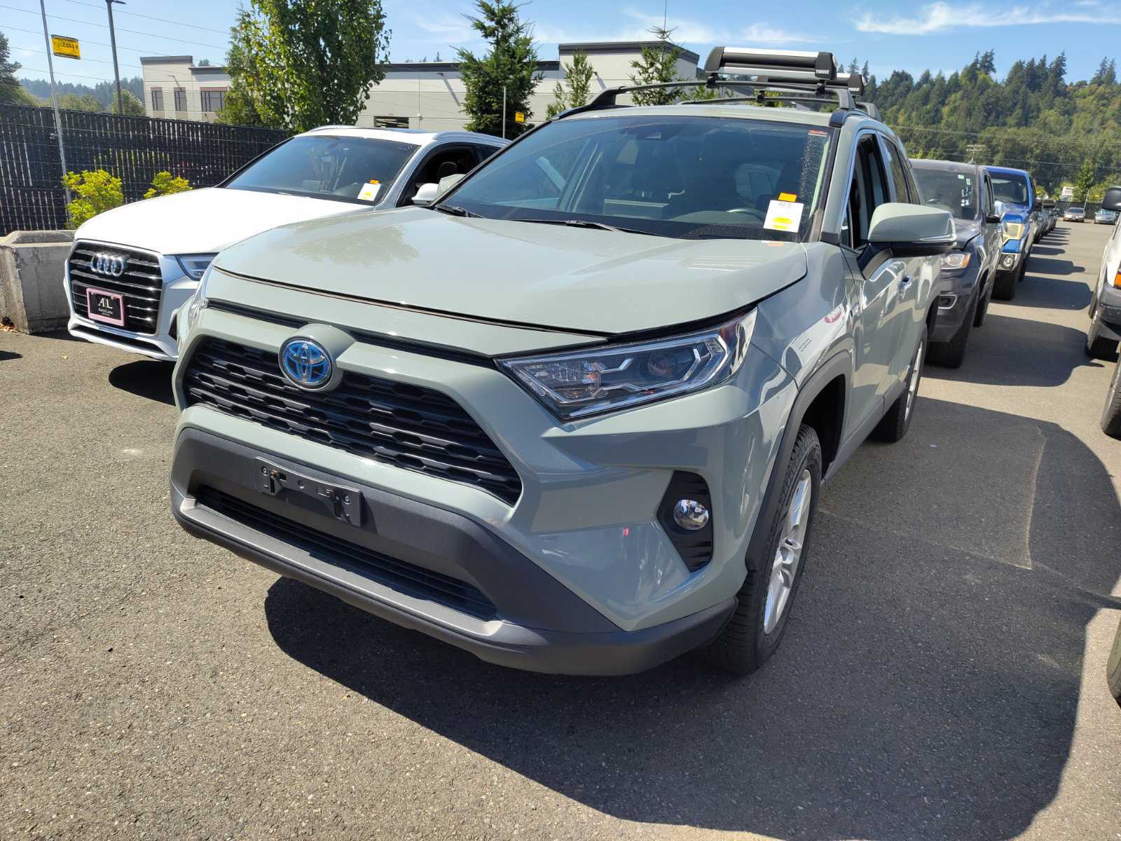 2021 Toyota RAV4  Hybrid XLE AWD