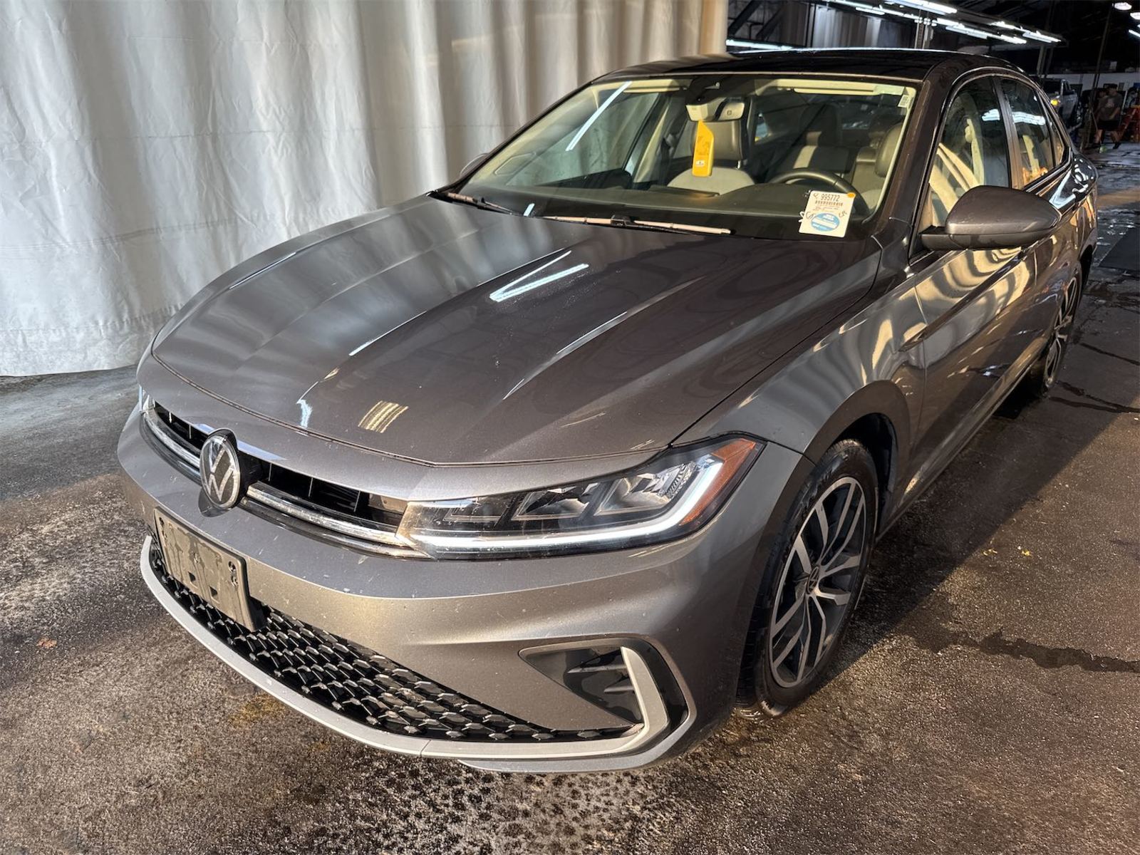 2025 Volkswagen Jetta  SE FWD