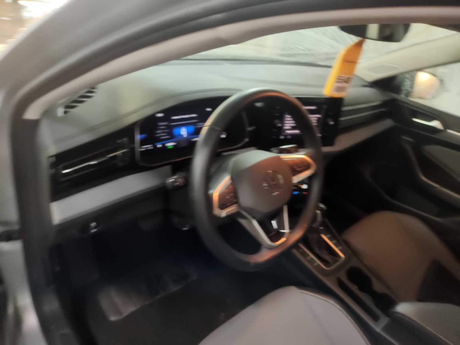 2025 Volkswagen Jetta  SE FWD