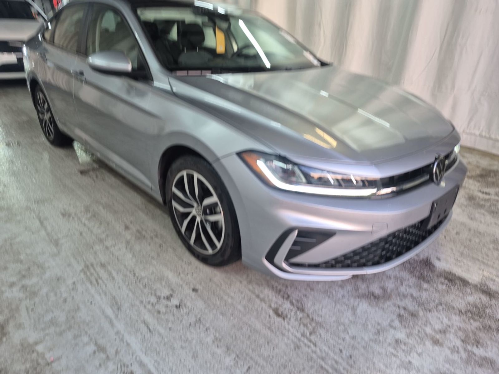 2025 Volkswagen Jetta  SE FWD